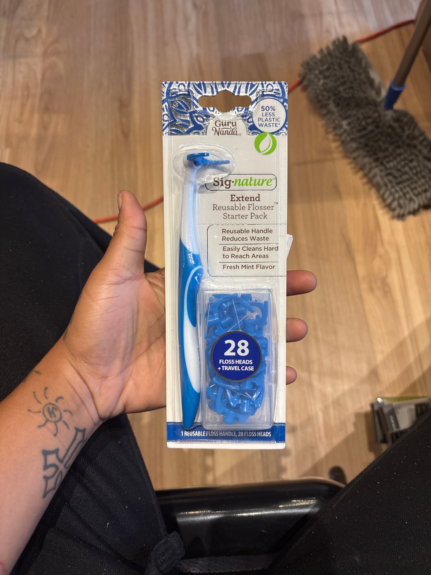 GURU NANDA- Reusable Flosser Starter pack