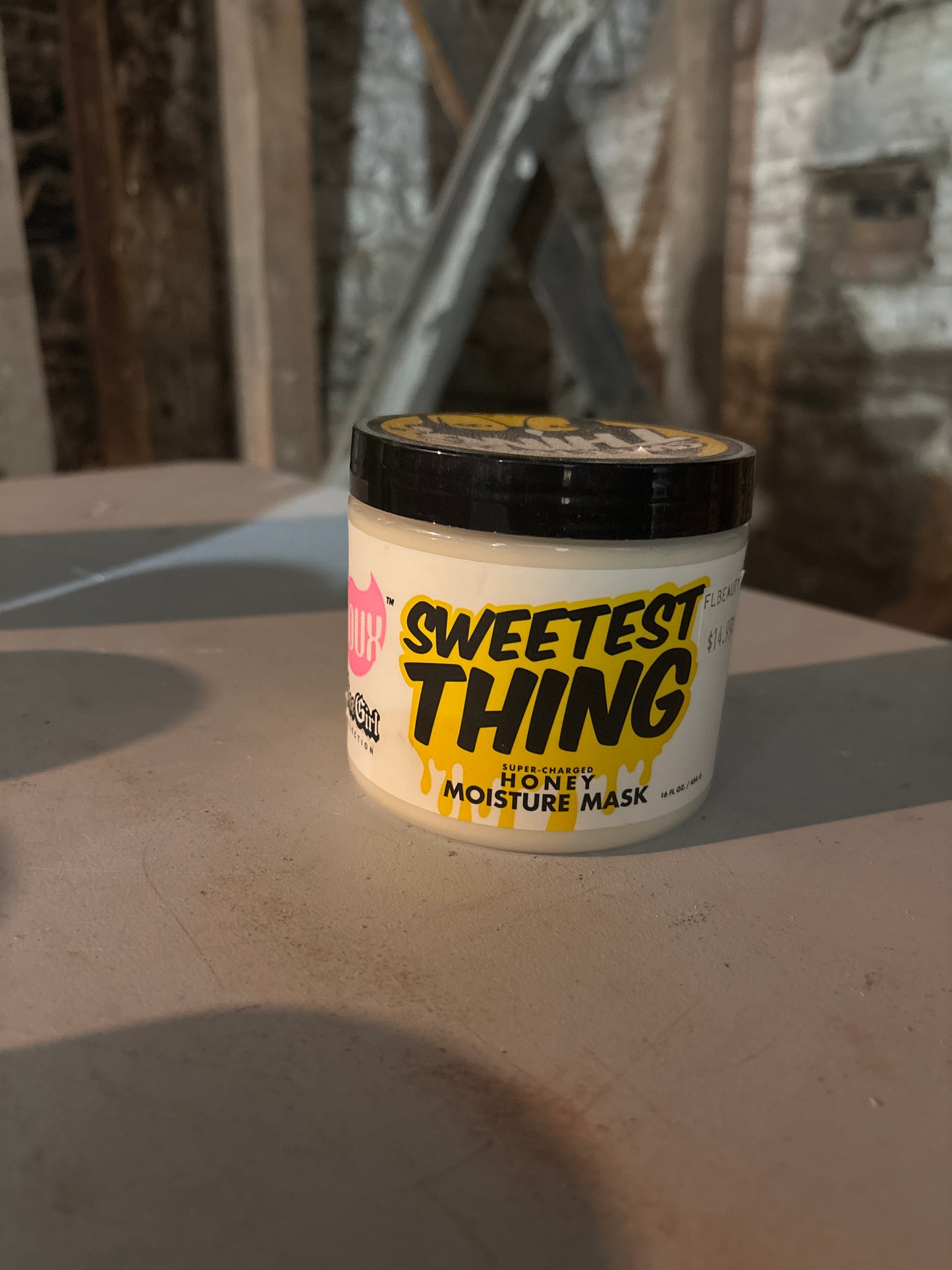 THE DOUX- SWEETEST THING Super-Charged Honey Moisture Mask 16Fl.oz