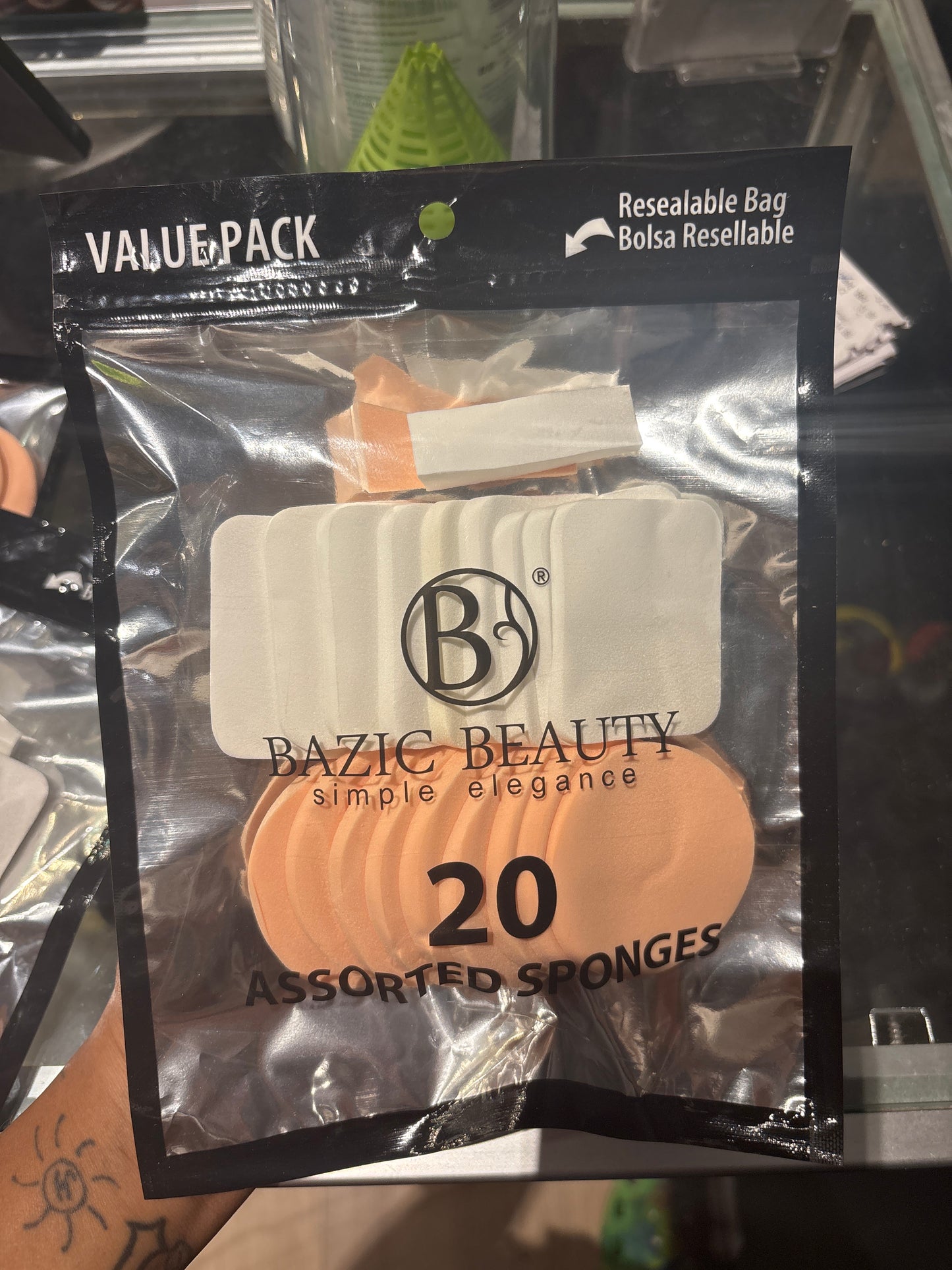 BAZIC BEAUTY- 20 Assorted Sponges