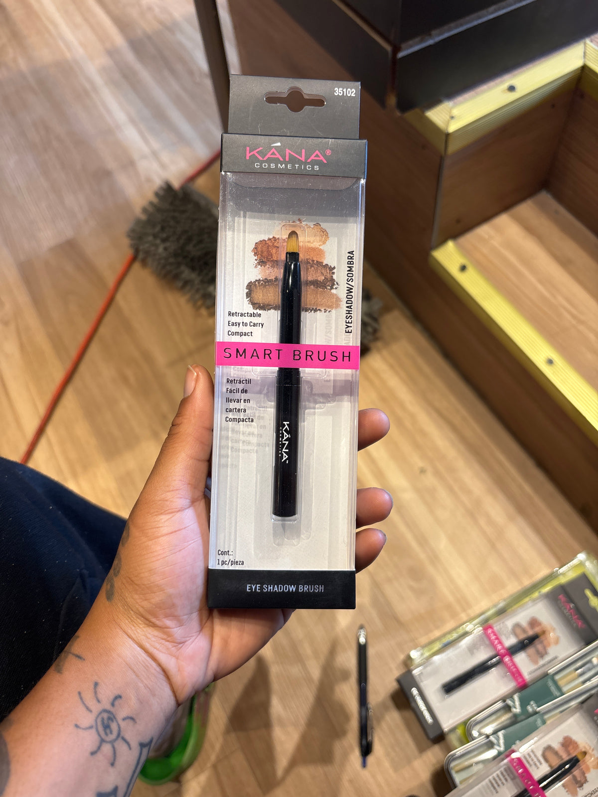KÁNA Cosmetics- Smart Brush