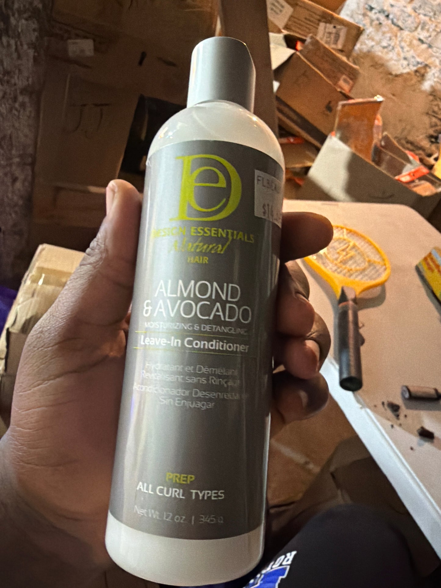 Design Essentials Natural Almond & Avocado Moisturizing & Detangling Leave-In Conditioner – 12 oz