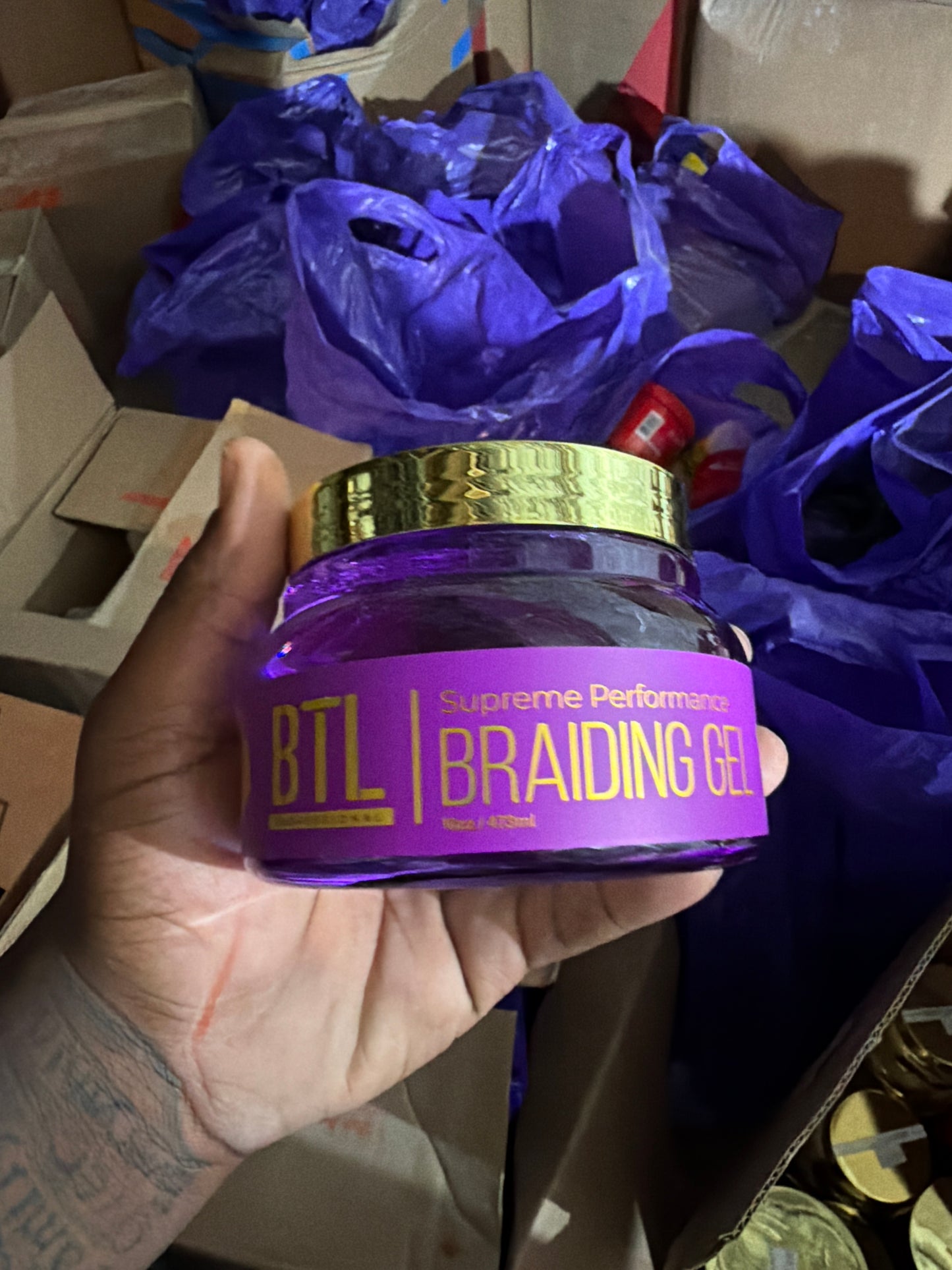 BTI Professional Supreme Performance Braiding Gel – Maximum Hold – 16 oz