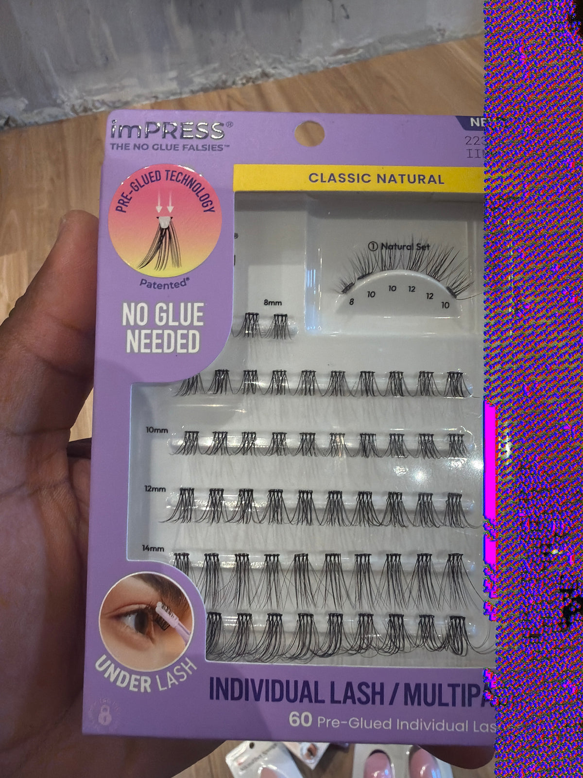 Impress 60 pre-glued individual lashes