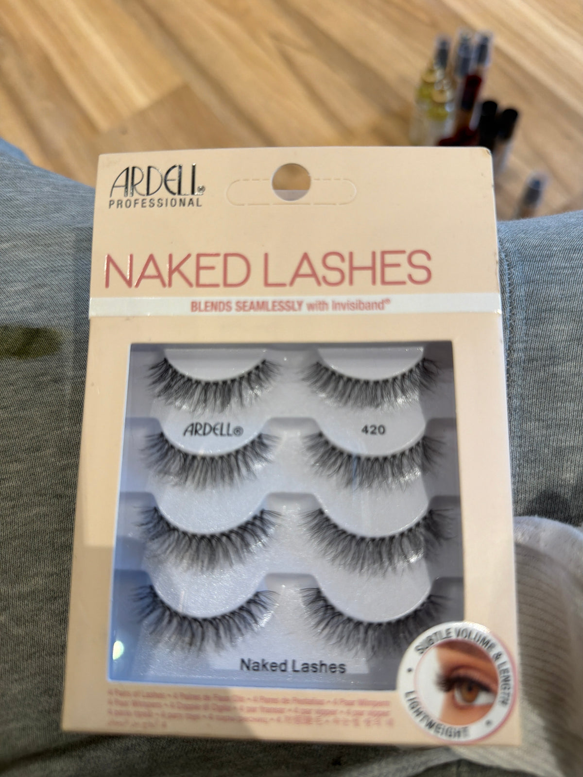 Naked lashes 420