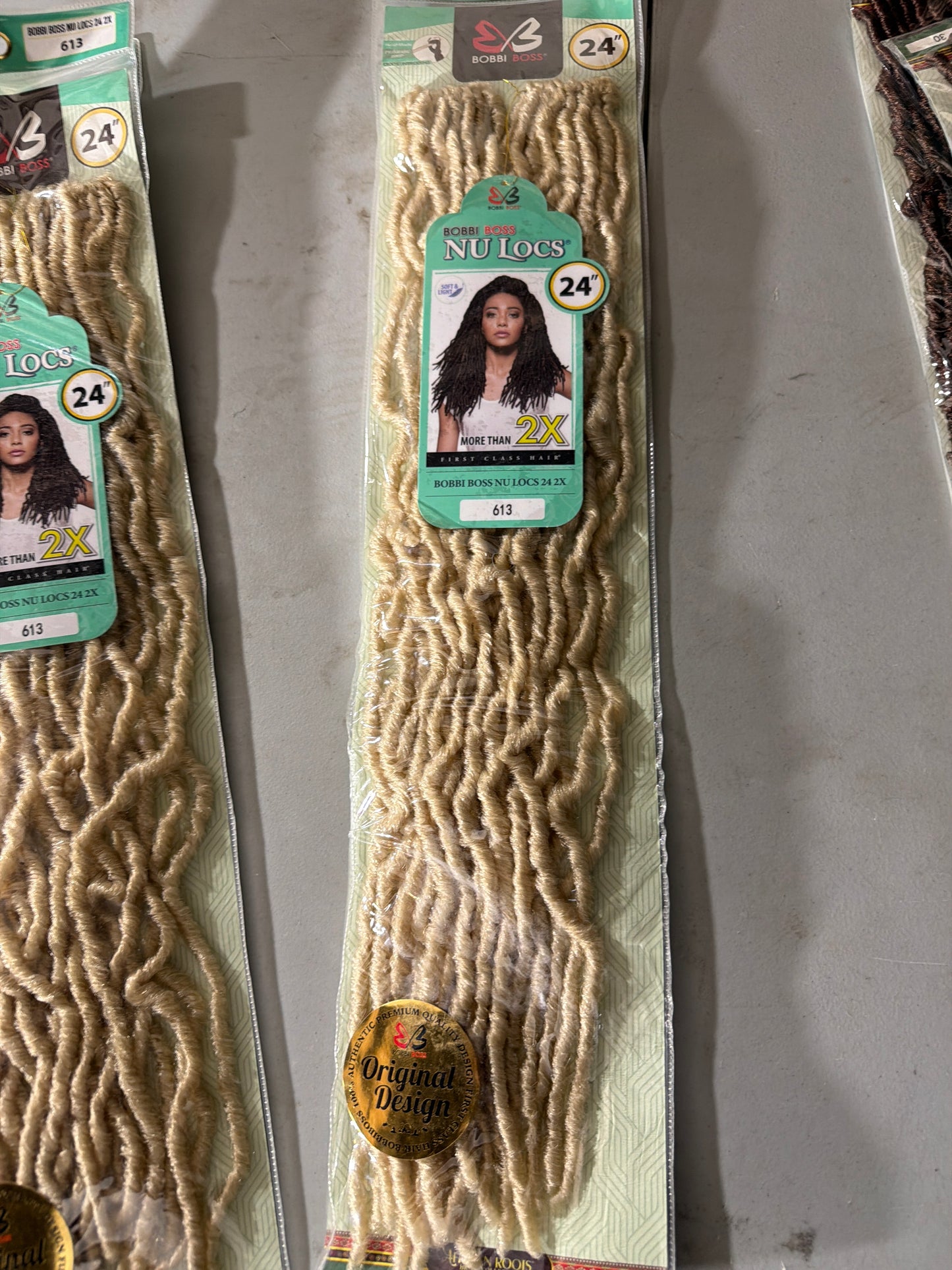 Bobbi Boss NU LOCS 24” 2X Crochet Hair – Color 613