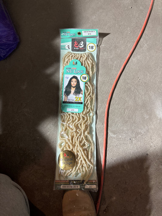 Bobbi Boss NU LOCS 18” 2X Soft Locs – Color 613-