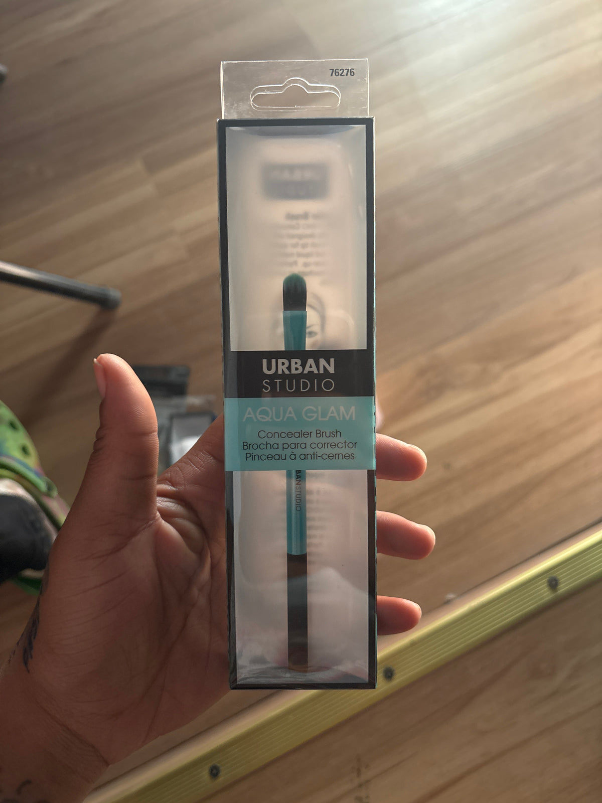 URBAN STUDIO- Aqua Glam Concealer Brush