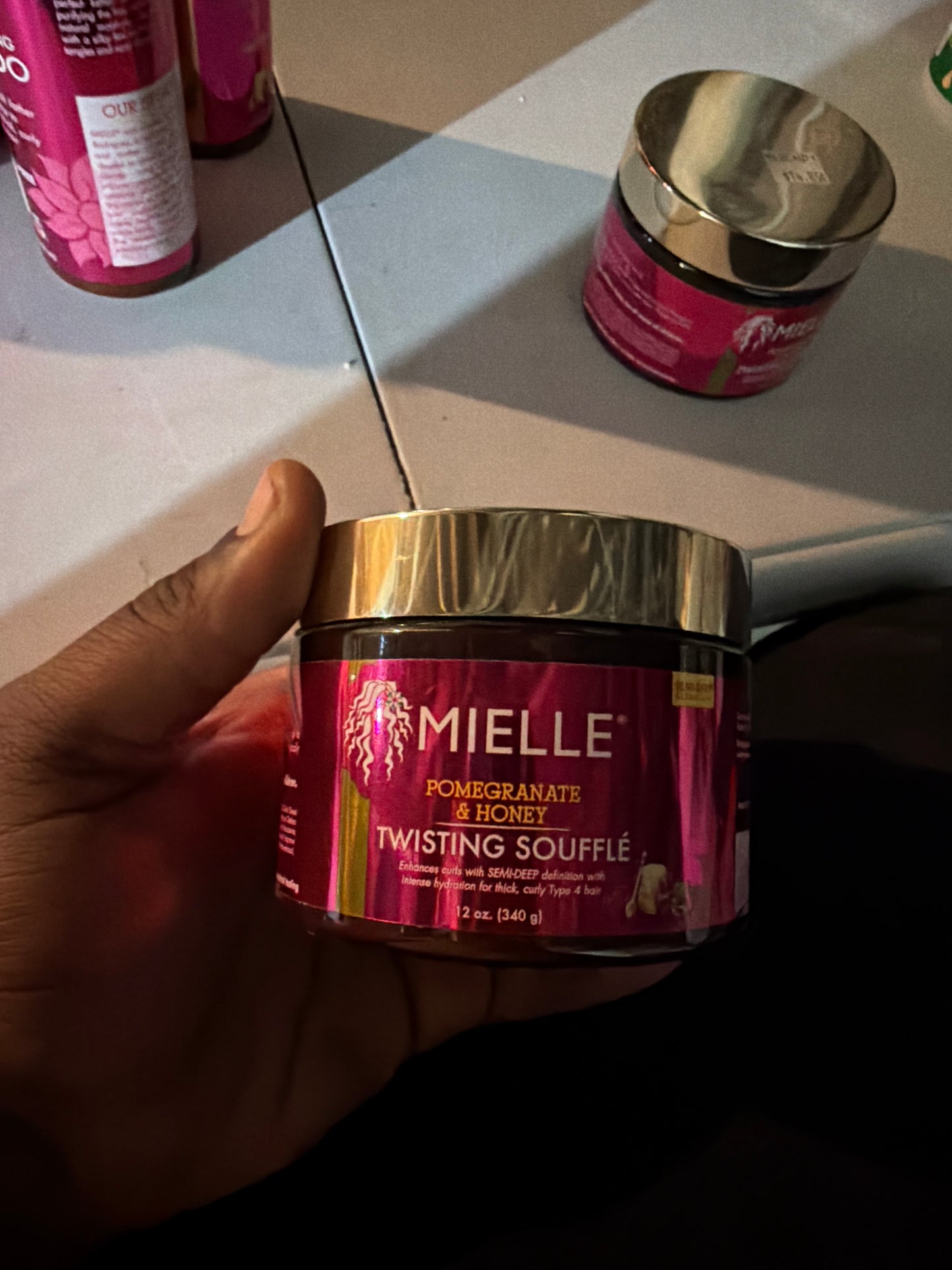 Mielle Organics Pomegranate & Honey Twisting Soufflé – 12 oz