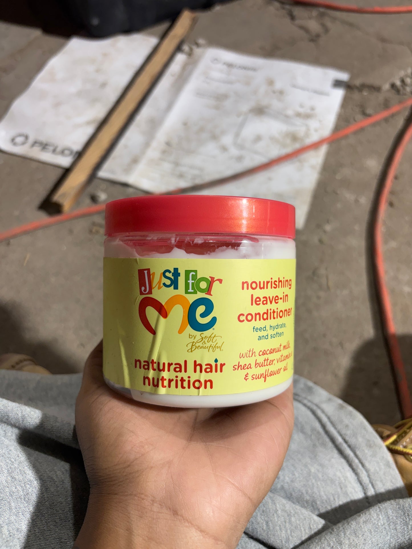 JUST FOR ME-Nourishing leave-in Conditioner with coconut milk, Shea butter, vitamin E, and sunflower oil