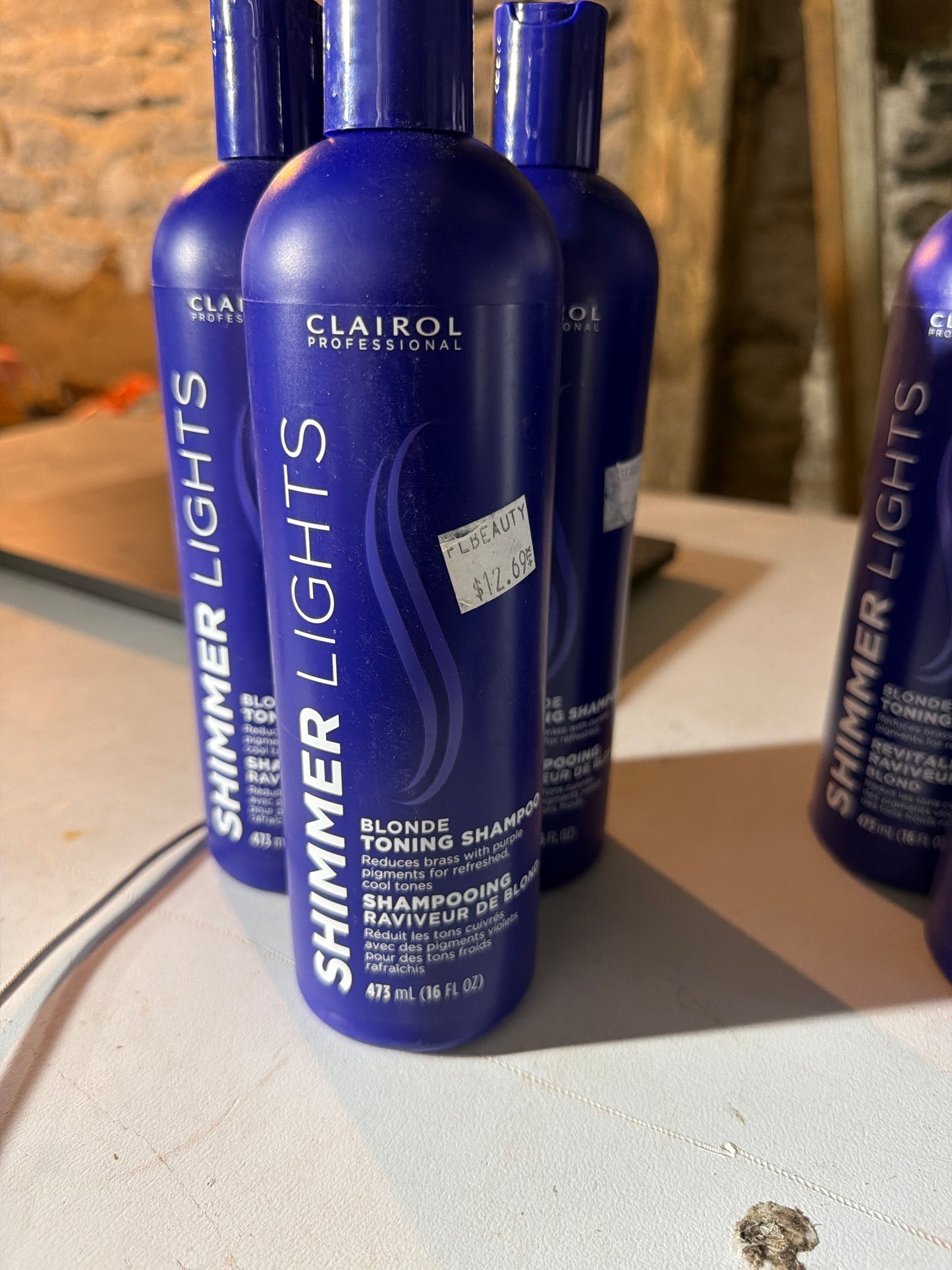 Clairol Professional Shimmer Lights Blonde Toning Shampoo 16 fl oz (473 mL)